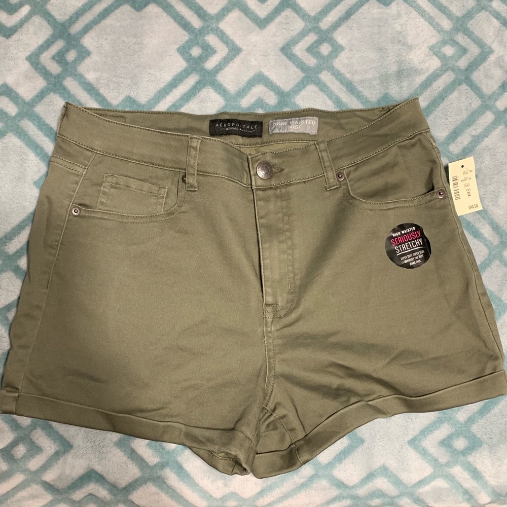 Aeropostale olive shorts